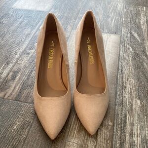 DREAM PAIRS 4-inch suede heels